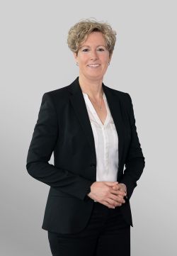 Prof. Dr. Simone Chlosta